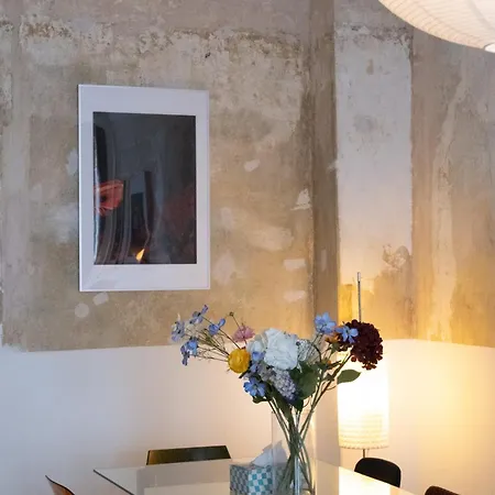 Apartamento Schoene Altbauwohnung Mit 2 Privaten Parkplaetzen Fuer Bis Zu 8 Personen Im Leipziger Westen