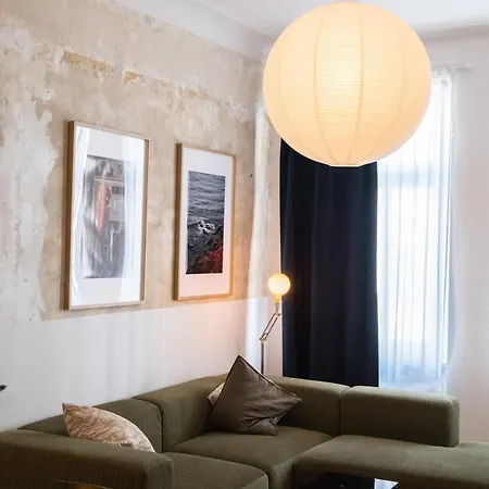 Apartamento Schoene Altbauwohnung Mit 2 Privaten Parkplaetzen Fuer Bis Zu 8 Personen Im Leipziger Westen