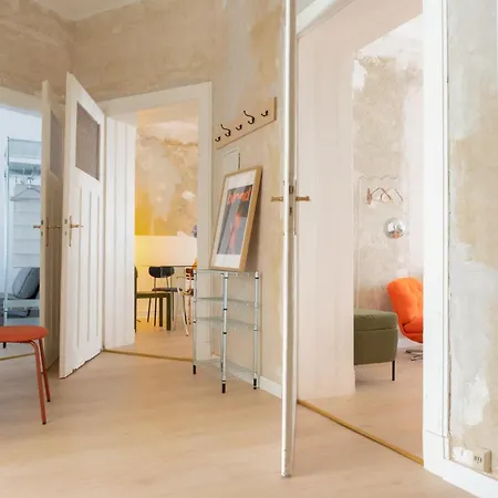 Apartamento Schoene Altbauwohnung Mit 2 Privaten Parkplaetzen Fuer Bis Zu 8 Personen Im Leipziger Westen *