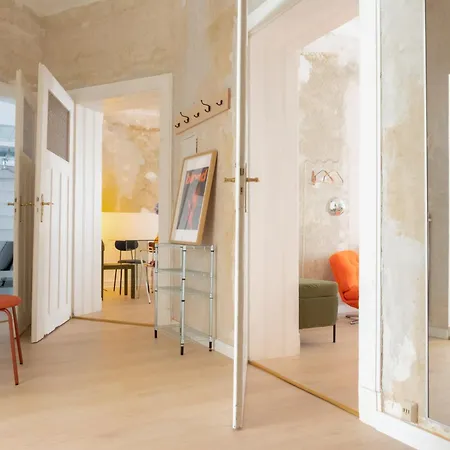 Apartamento Schoene Altbauwohnung Mit 2 Privaten Parkplaetzen Fuer Bis Zu 8 Personen Im Leipziger Westen Leipzig
